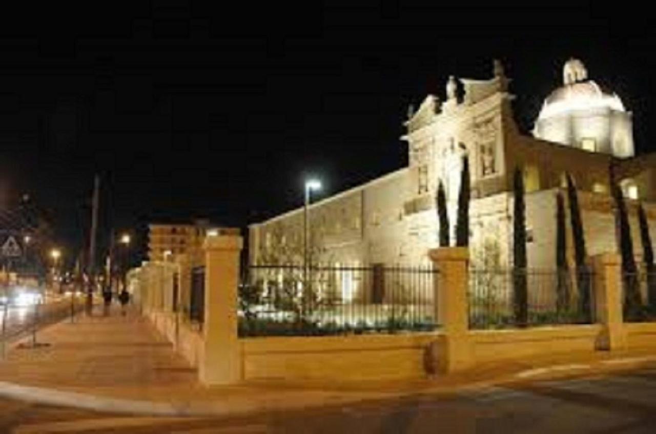 Manzoni House Apartment Lecce Ngoại thất bức ảnh